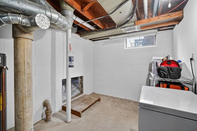 2614 53rd Street, Des Moines, IA 50310