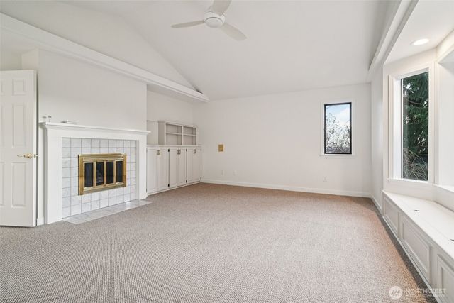 1114 2nd Avenue N, Seattle, WA 98109