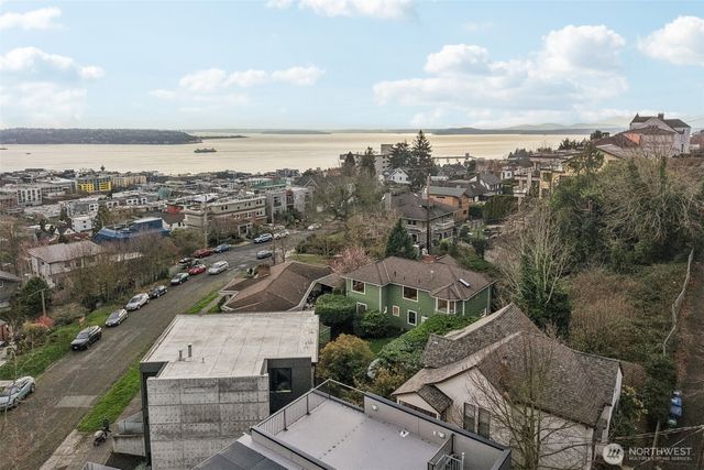 1114 2nd Avenue N, Seattle, WA 98109