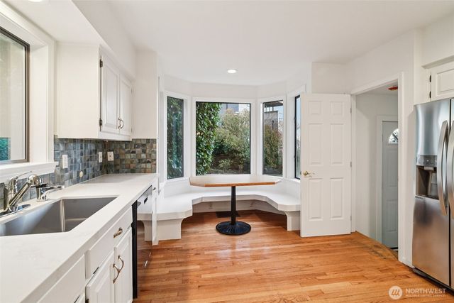 1114 2nd Avenue N, Seattle, WA 98109