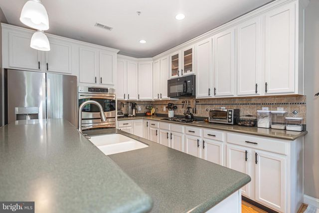 2394 ROSEMONT TER, Furlong, PA 18925