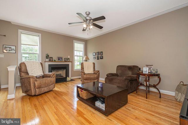 2394 ROSEMONT TER, Furlong, PA 18925