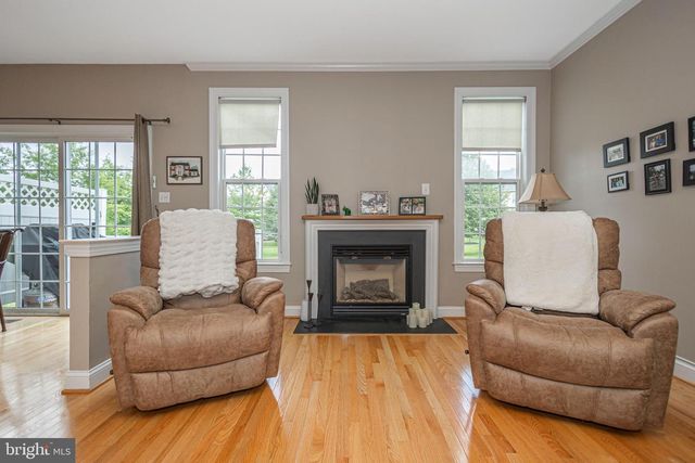 2394 ROSEMONT TER, Furlong, PA 18925