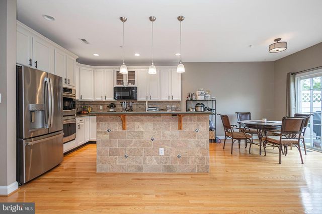 2394 ROSEMONT TER, Furlong, PA 18925