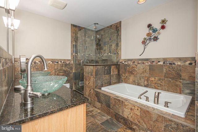 2394 ROSEMONT TER, Furlong, PA 18925