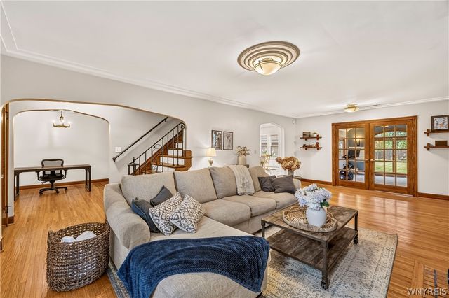 212 Brantwood Road, Amherst, NY 14226