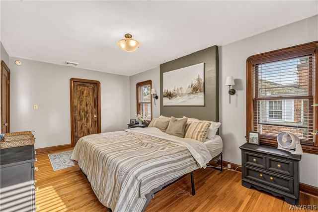 212 Brantwood Road, Amherst, NY 14226