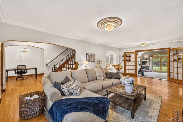 212 Brantwood Road, Amherst, NY 14226