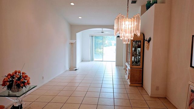 9628 Crescent View Drive N, Boynton Beach, FL 33437