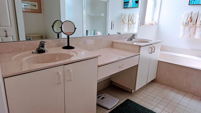 9628 Crescent View Drive N, Boynton Beach, FL 33437