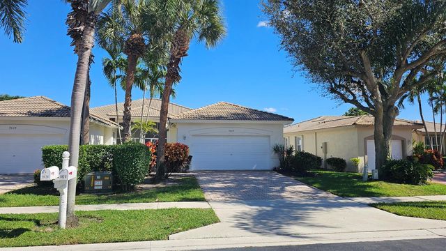 9628 Crescent View Drive N, Boynton Beach, FL 33437