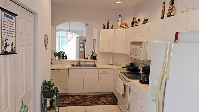 9628 Crescent View Drive N, Boynton Beach, FL 33437