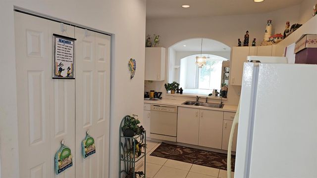 9628 Crescent View Drive N, Boynton Beach, FL 33437