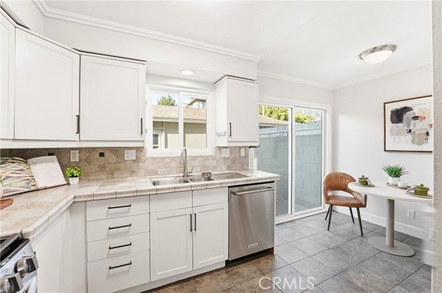 11960 Gloxinia, Fountain Valley, CA 92708