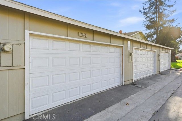 11960 Gloxinia, Fountain Valley, CA 92708