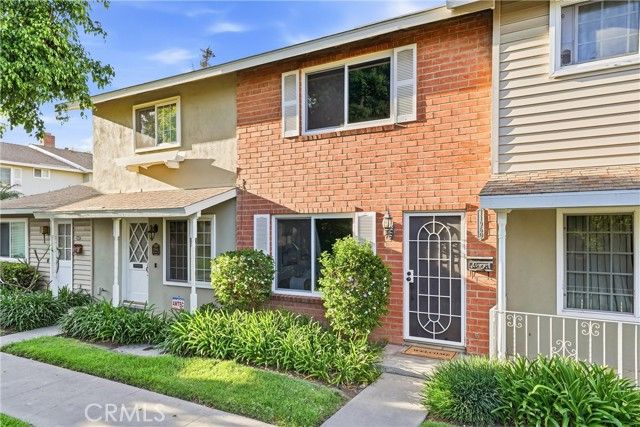 11960 Gloxinia, Fountain Valley, CA 92708