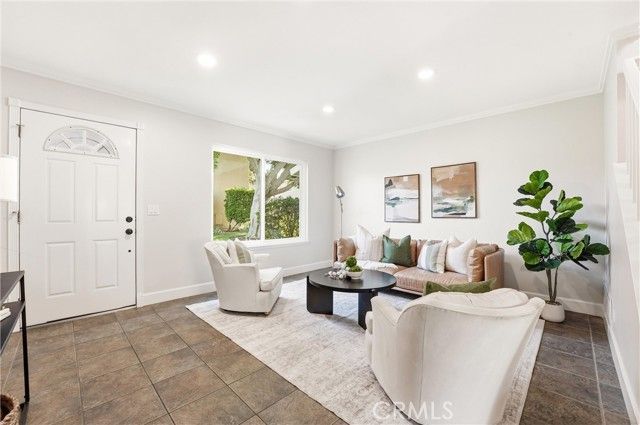 11960 Gloxinia, Fountain Valley, CA 92708