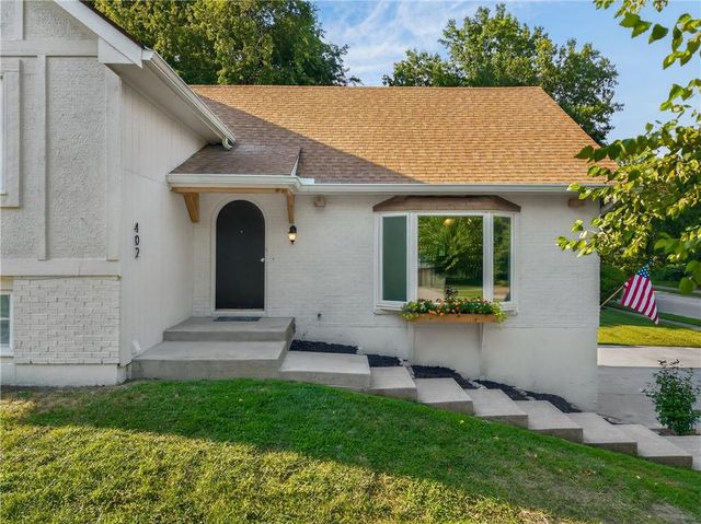 402 Kingsley Avenue, Liberty, MO 64068