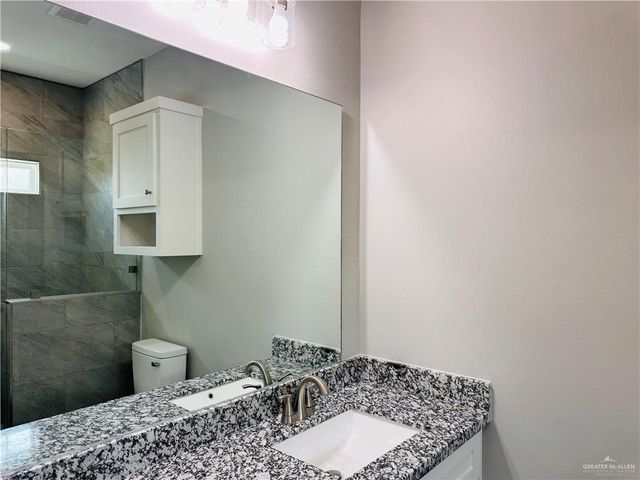 2400 E San Andrea Street 3, Edinburg, TX 78542