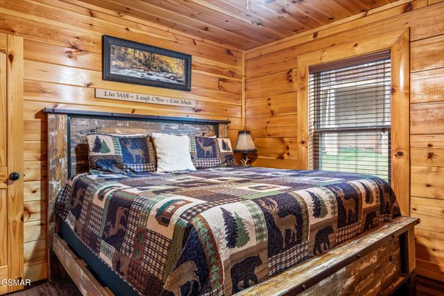 1108 Antelope Way, Sevierville, TN 37876