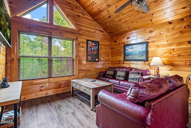 1108 Antelope Way, Sevierville, TN 37876