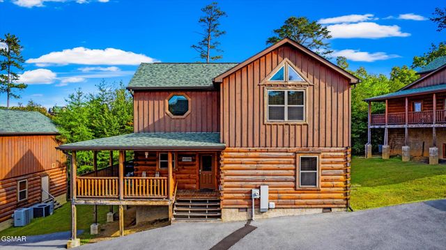 1108 Antelope Way, Sevierville, TN 37876