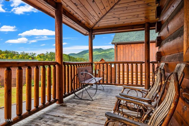 1108 Antelope Way, Sevierville, TN 37876