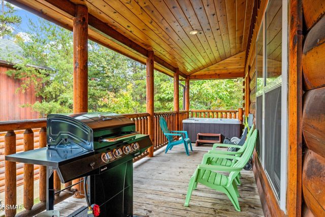 1108 Antelope Way, Sevierville, TN 37876