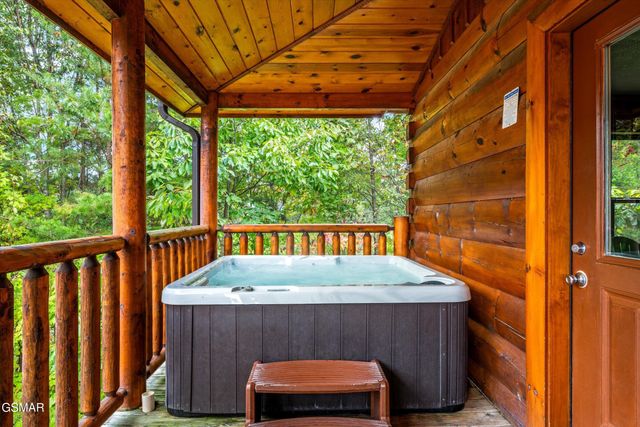 1108 Antelope Way, Sevierville, TN 37876