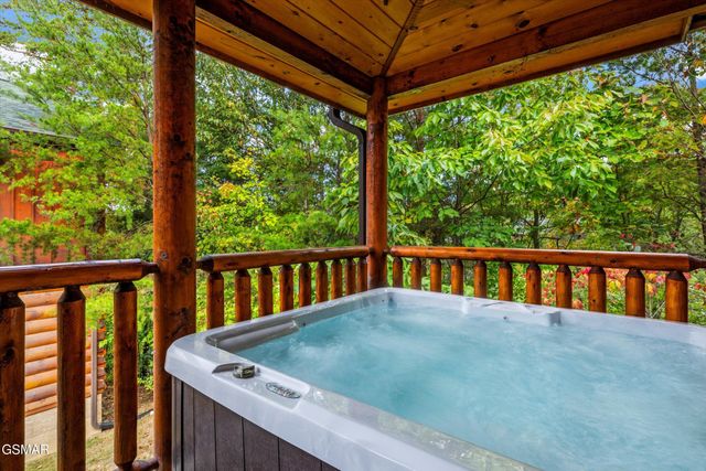 1108 Antelope Way, Sevierville, TN 37876