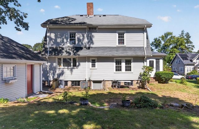 118 Carroll Ave, Brockton, MA 02301
