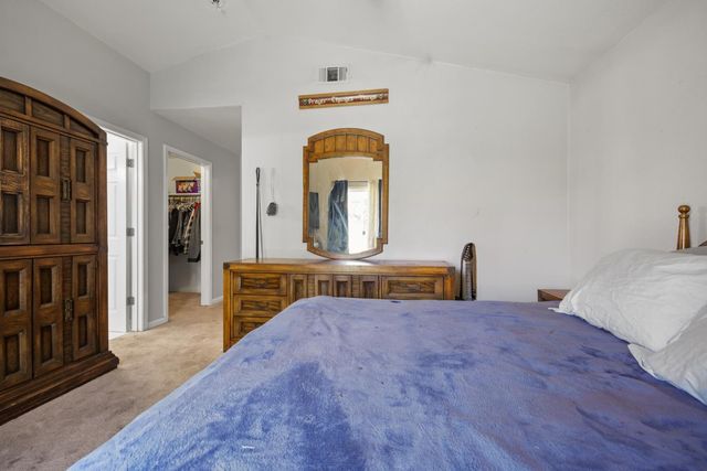 269 E Century Blvd, Lodi, CA 95240