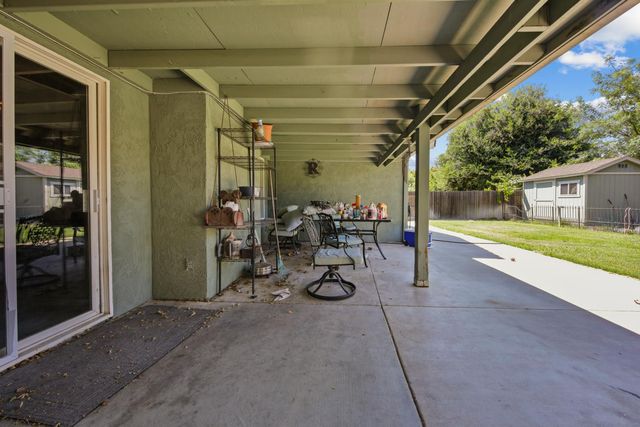 269 E Century Blvd, Lodi, CA 95240