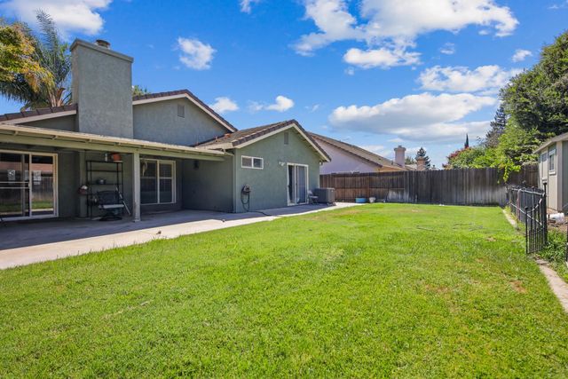 269 E Century Blvd, Lodi, CA 95240