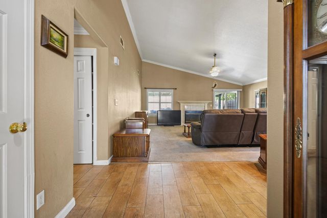 269 E Century Blvd, Lodi, CA 95240