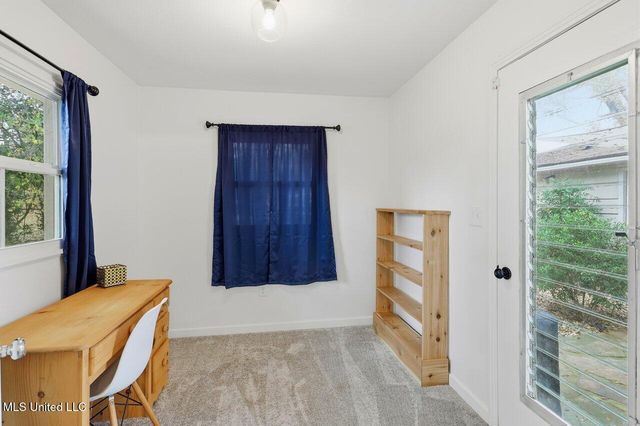 902 E College Street, Clinton, MS 39056