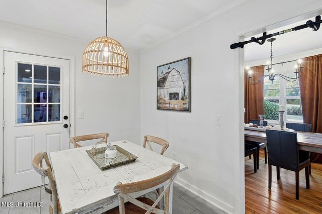 902 E College Street, Clinton, MS 39056