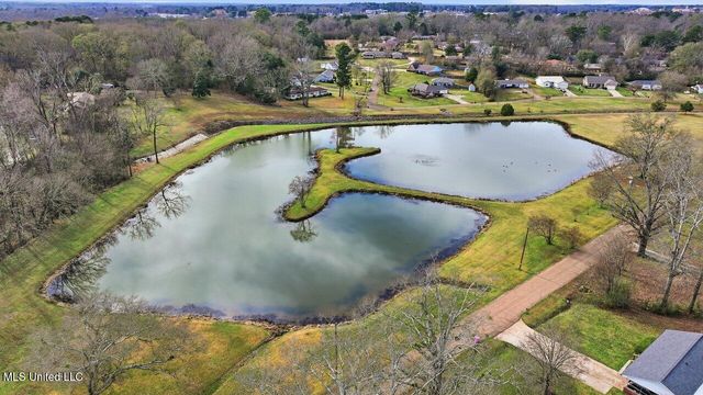 902 E College Street, Clinton, MS 39056