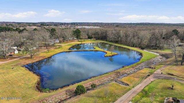 902 E College Street, Clinton, MS 39056