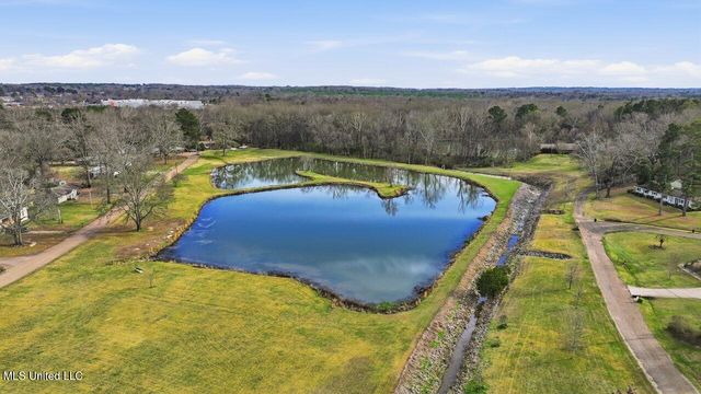 902 E College Street, Clinton, MS 39056