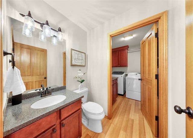 22209 NE 11th Place, Sammamish, WA 98074