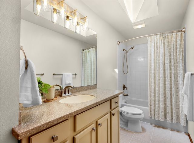 22209 NE 11th Place, Sammamish, WA 98074