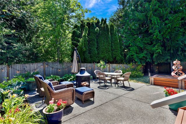 22209 NE 11th Place, Sammamish, WA 98074