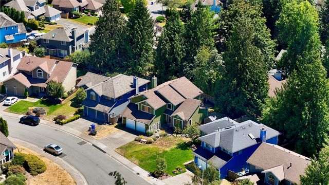 22209 NE 11th Place, Sammamish, WA 98074