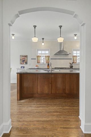 2708 Ewing Avenue S, Minneapolis, MN 55416