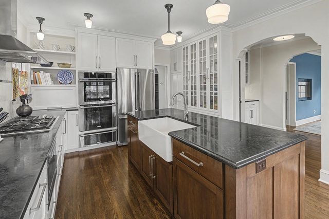 2708 Ewing Avenue S, Minneapolis, MN 55416