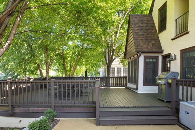 2708 Ewing Avenue S, Minneapolis, MN 55416