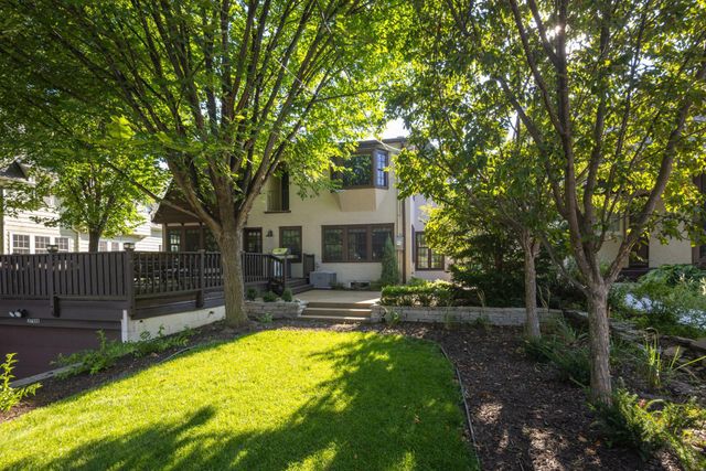 2708 Ewing Avenue S, Minneapolis, MN 55416