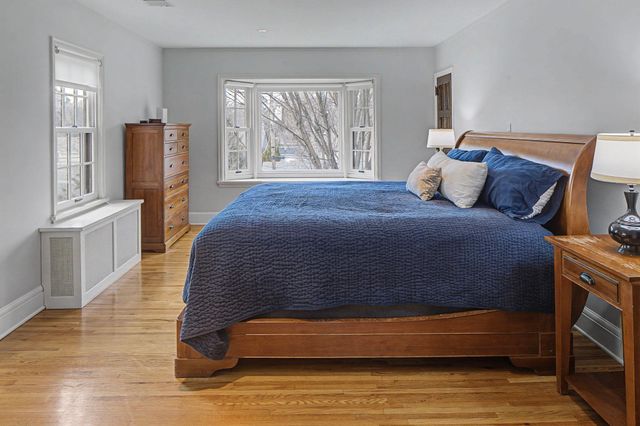 2708 Ewing Avenue S, Minneapolis, MN 55416