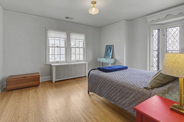 2708 Ewing Avenue S, Minneapolis, MN 55416